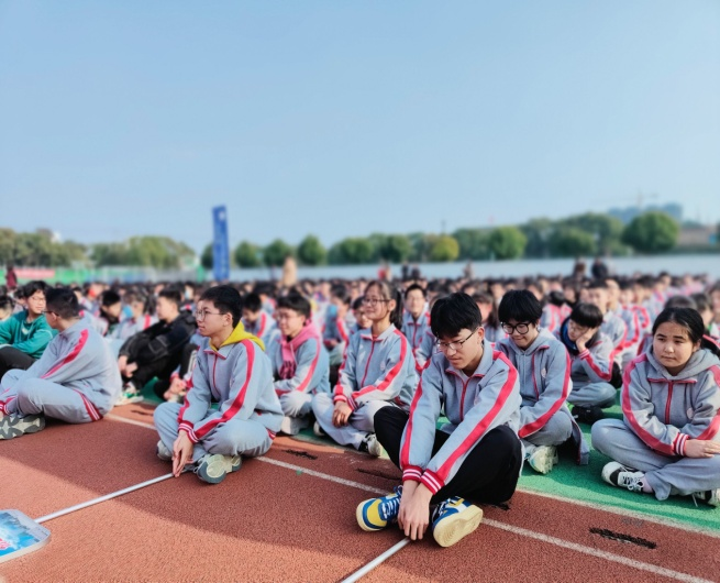 图片2.png 图片2.png